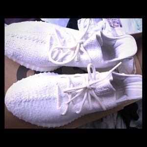 Triple White Yeezy